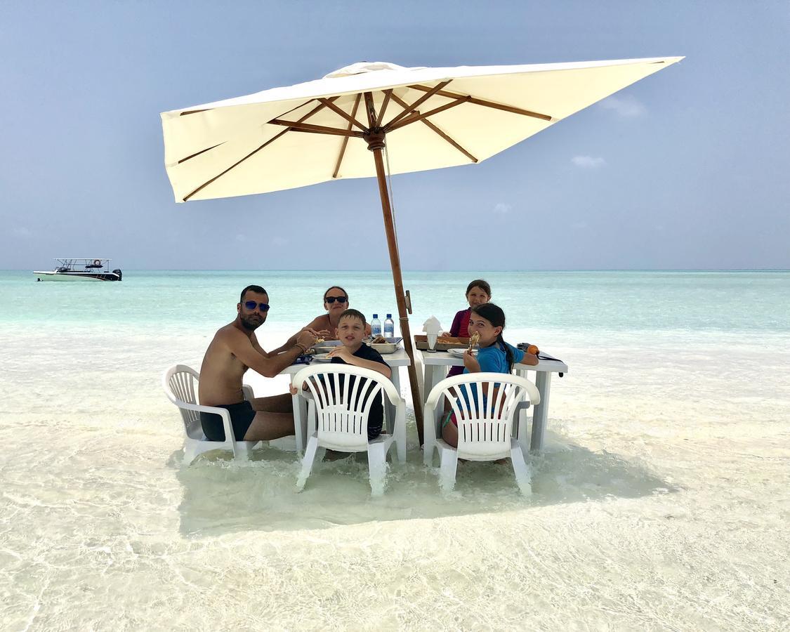 Holiday Mathiveri Inn Εξωτερικό φωτογραφία
